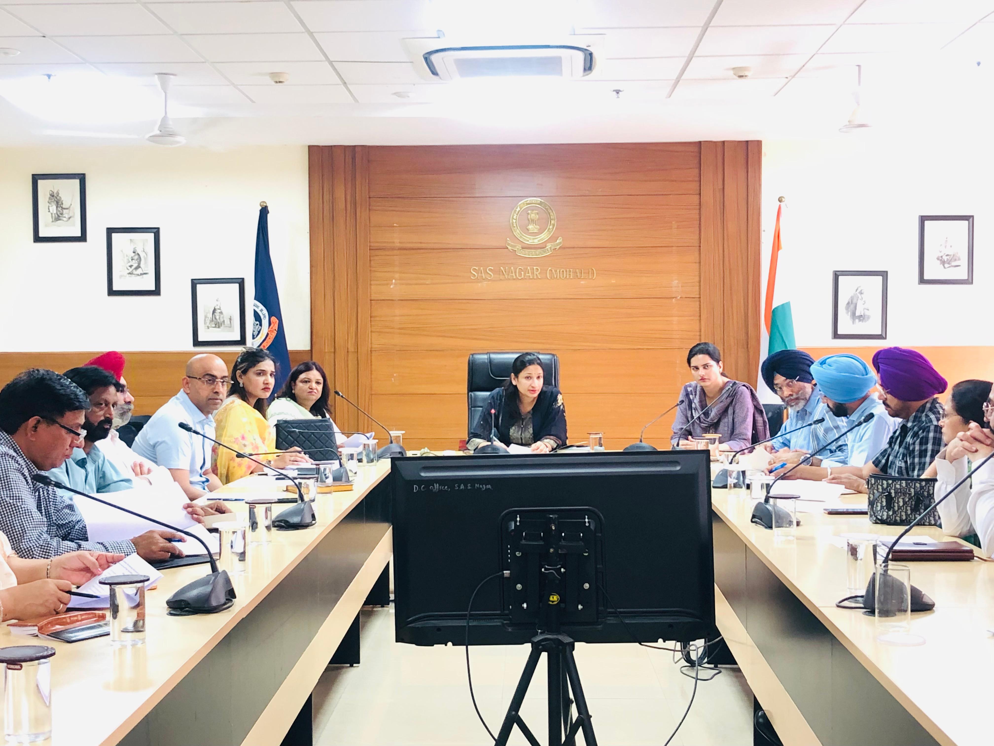 डीसी ने जिले में मच्छर जनित बीमारियों और जल जनित बीमारियों के प्रकोप को रोकने के लिए व्यापक गतिविधियां शुरू करने के आदेश दिए